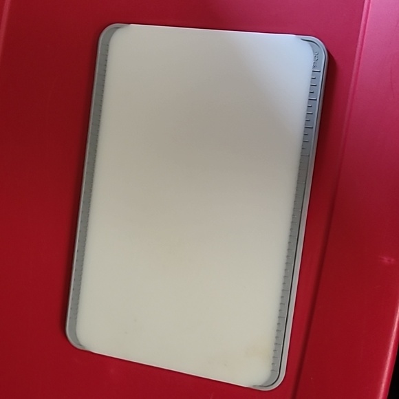 Pampered chef cutting board - Picture 1 of 2